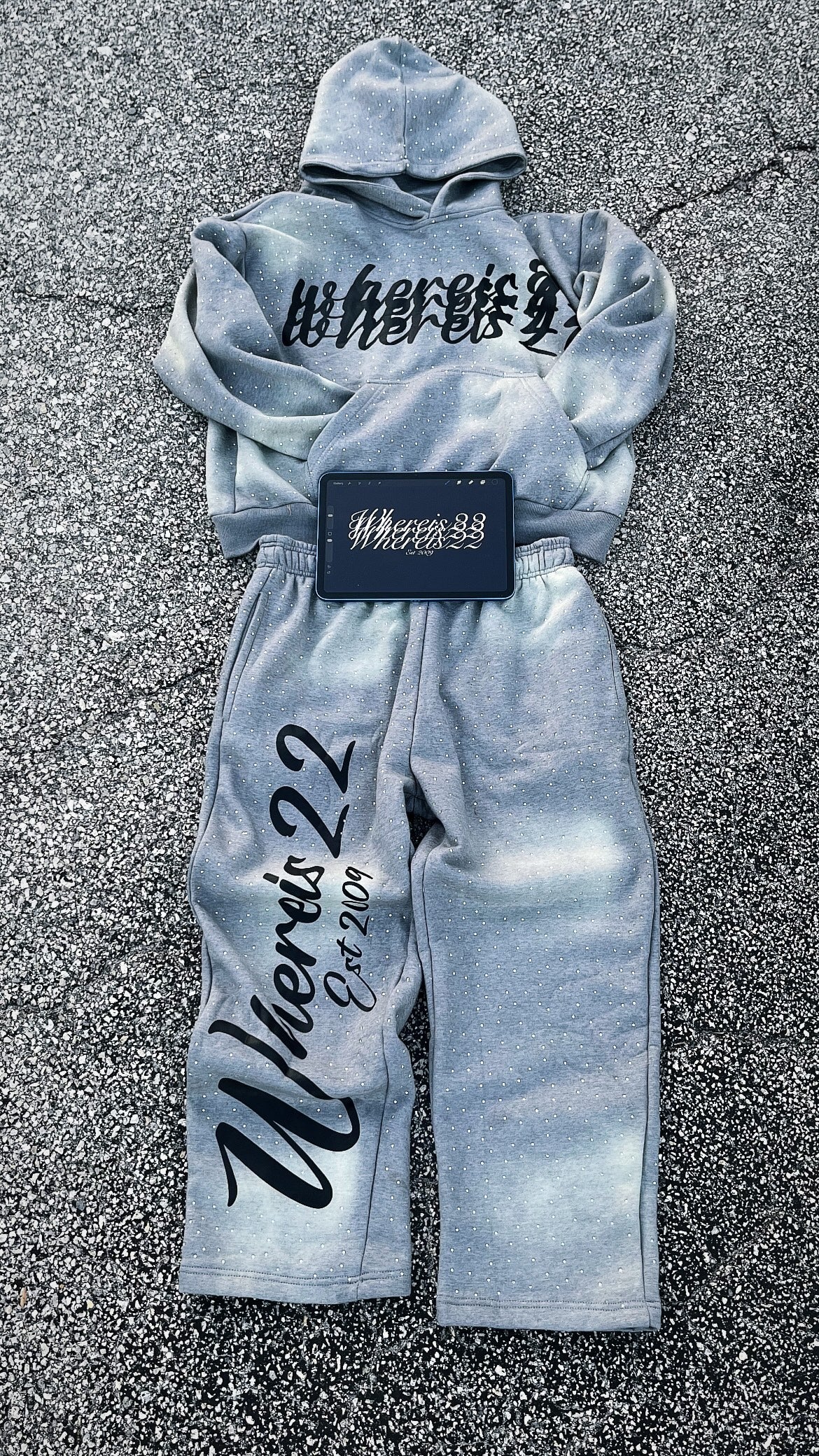 𐌍O-𐌕𐌉𐌕𐌋𐌄 𐌔Ꮤ𐌄𐌀𐌕𐌔𐌵𐌉𐌕